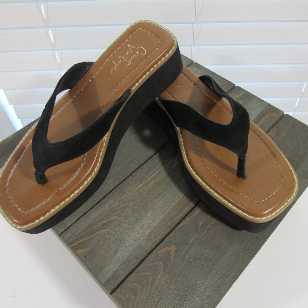 Crown Vintage Black Platform Sandal - Size 6.5